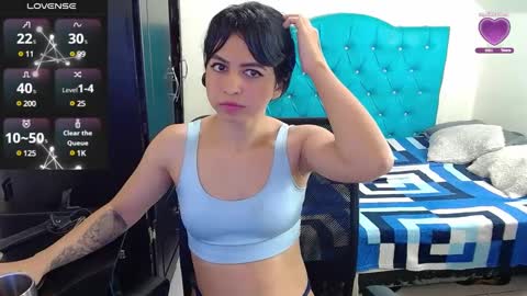 Snapshot of incubus_couple1 chatting on 22, 1, 2025 incubus_couple1 online show from 22, 1, 2025