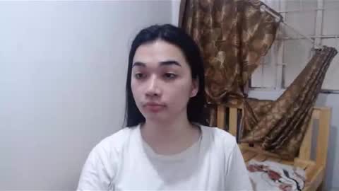 indestructabletrixie online show from 23, 1, 2025