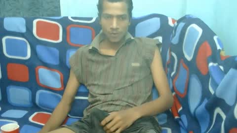 Snapshot of indian_bengali_boy chatting on 17, 12, 2025 Suman Leo online show from 17, 12, 2025