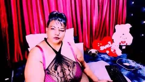 Snapshot of indian_rubyxx chatting on 18, 10, 2025 indian_rubyxx online show from 18, 10, 2025