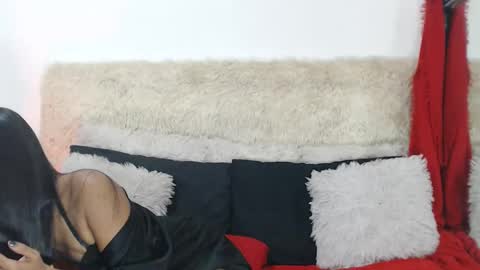 Jazmin online show from 6, 12, 2024