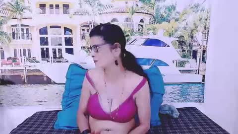 Femiez online show from 3, 2, 2025