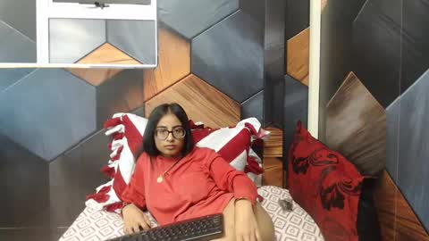 Snapshot of indianarmani chatting on 28, 1, 2025 Armani online show from 28, 1, 2025