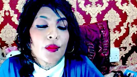 Snapshot of indiancatz2 chatting on 18, 2, 2025 anusha online show from 18, 2, 2025