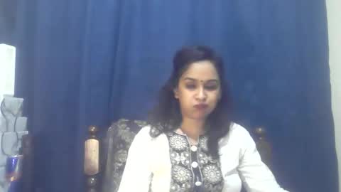 Snapshot of indiancutiexo chatting on 17, 12, 2025 indiancutiexo online show from 17, 12, 2025