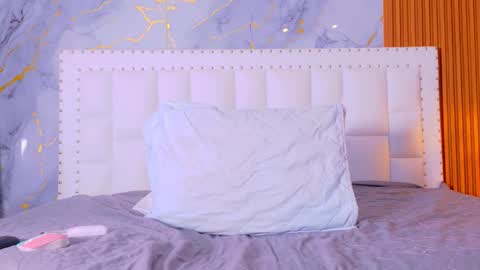 LITTLE AINHOA  online show from 22, 10, 2025