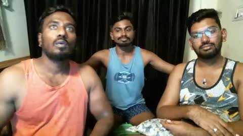 Snapshot of indiandesiguys2023 chatting on 8, 9, 2025 indian guys for you online show from 8, 9, 2025