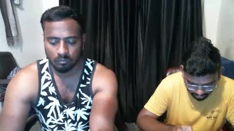 Snapshot of indiandesiguys2023 chatting on 13, 9, 2025 indian guys for you online show from 13, 9, 2025