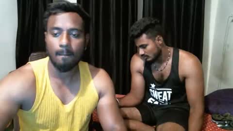 Snapshot of indiandesiguys2023 chatting on 5, 10, 2025 indian guys for you online show from 5, 10, 2025