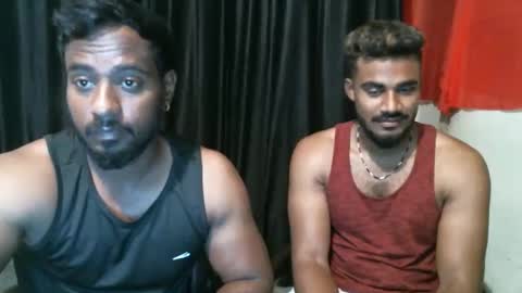 Snapshot of indiandesiguys2023 chatting on 10, 10, 2025 indian guys for you online show from 10, 10, 2025