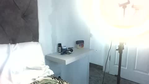 priya online show from 30, 10, 2025