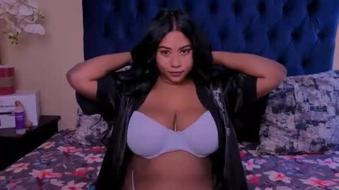 Snapshot of indiansapphirex chatting on 5, 11, 2025 indiansapphirex online show from 5, 11, 2025