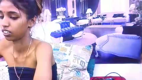 Snapshot of indiansexyslender4u2luv chatting on 21, 11, 2025 indiansexyslender4u2luv online show from 21, 11, 2025