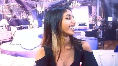 Snapshot of indiansexyslender4u2luv chatting on 30, 11, 2025 indiansexyslender4u2luv online show from 30, 11, 2025