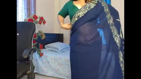 Snapshot of indiantina chatting on 18, 11, 2025 tina online show from 18, 11, 2025