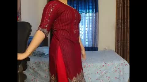 Snapshot of indiantina chatting on 23, 11, 2025 tina online show from 23, 11, 2025