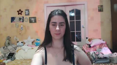 Snapshot of inelika chatting on 5, 1, 2025 Inna online show from 5, 1, 2025