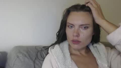 Snapshot of infinitiq45 chatting on 5, 10, 2025 Sweet girl online show from 5, 10, 2025