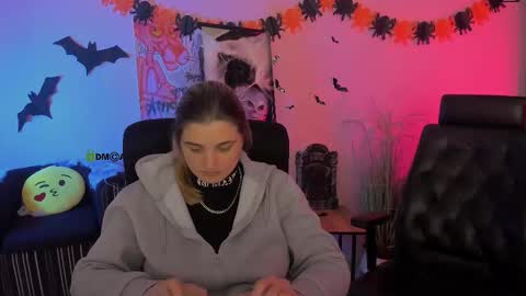 Snapshot of inga_gree chatting on 1, 11, 2025 inga_gree online show from 1, 11, 2025