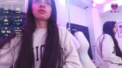 Ingrid online show from 12, 11, 2025