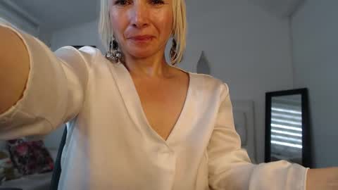 Snapshot of ingridbergman chatting on 24, 2, 2025 online show from 24, 2, 2025
