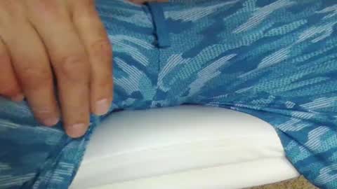 Hanging Out online show from 4, 12, 2025