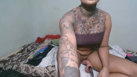 Snapshot of ink_bella chatting on 30, 12, 2024 ink bella online show from 30, 12, 2024