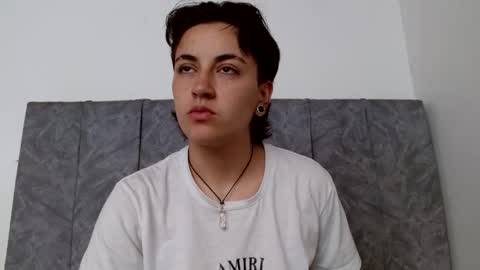 lyan onlyfans n linda online show from 24, 11, 2025