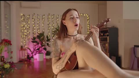 Xenia online show from 18, 2, 2025