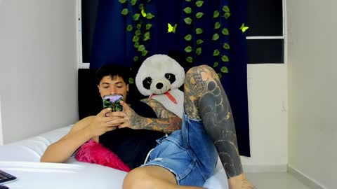 cesar and daniela online show from 5, 2, 2025