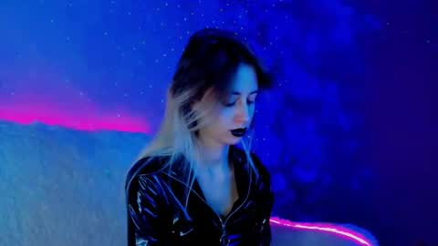 Snapshot of inner_light___ chatting on 20, 12, 2024 Venera online show from 20, 12, 2024