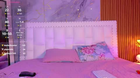 innocenthazel online show from 21, 4, 2026