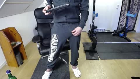 insanemaxxx online show from 6, 12, 2024