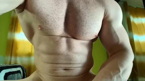 Snapshot of insanephisique chatting on 13, 11, 2025 insanephisique online show from 13, 11, 2025