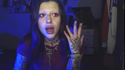 Insunnity666 online show from 10, 9, 2025