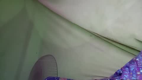 Snapshot of interne8famous chatting on 6, 11, 2025 interne8famous online show from 6, 11, 2025