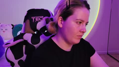 Faye online show from 15, 12, 2024