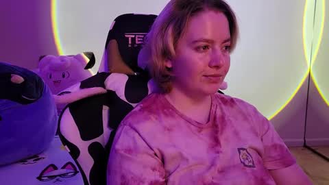 Faye online show from 11, 2, 2025