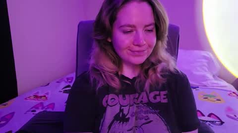 Faye online show from 3, 12, 2025