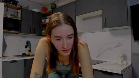 Snapshot of internetsexplorer chatting on 8, 12, 2024 Bernadette Join online show from 8, 12, 2024