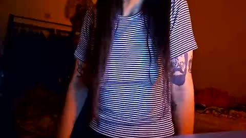 kirie  online show from 17, 12, 2025