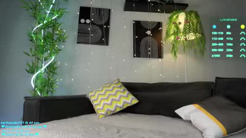 Ellie online show from 2, 3, 2025