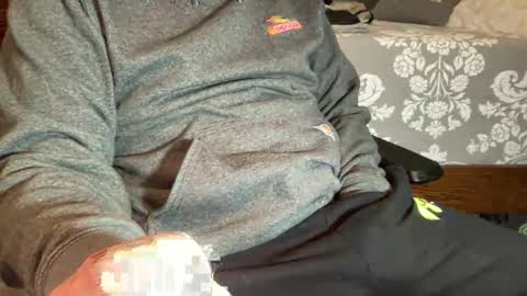 Snapshot of iowafarmcock chatting on 5, 12, 2024 iowafarmcock online show from 5, 12, 2024