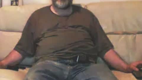 Snapshot of iowalaserbear chatting on 20, 2, 2026 iowalaserbear online show from 20, 2, 2026