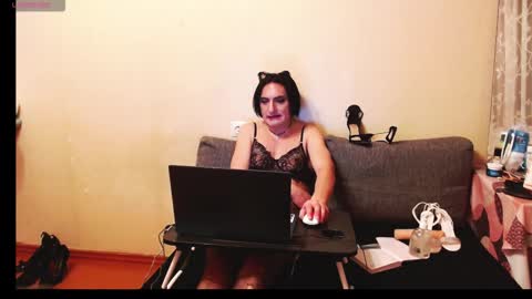 Snapshot of irenmodeltrans chatting on 25, 11, 2025 IrenmodelTrans online show from 25, 11, 2025