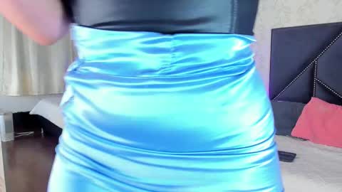 Queen Iris online show from 21, 11, 2025