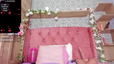 Snapshot of iris_charlotte chatting on 22, 2, 2025 Hot Charlotte online show from 22, 2, 2025