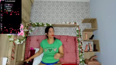 Snapshot of iris_charlotte chatting on 23, 2, 2025 Hot Charlotte online show from 23, 2, 2025