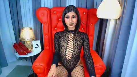 Snapshot of iris_lauren chatting on 4, 5, 2026 Iris online show from 4, 5, 2026