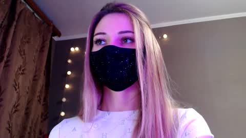 Lily online show from 6, 2, 2026